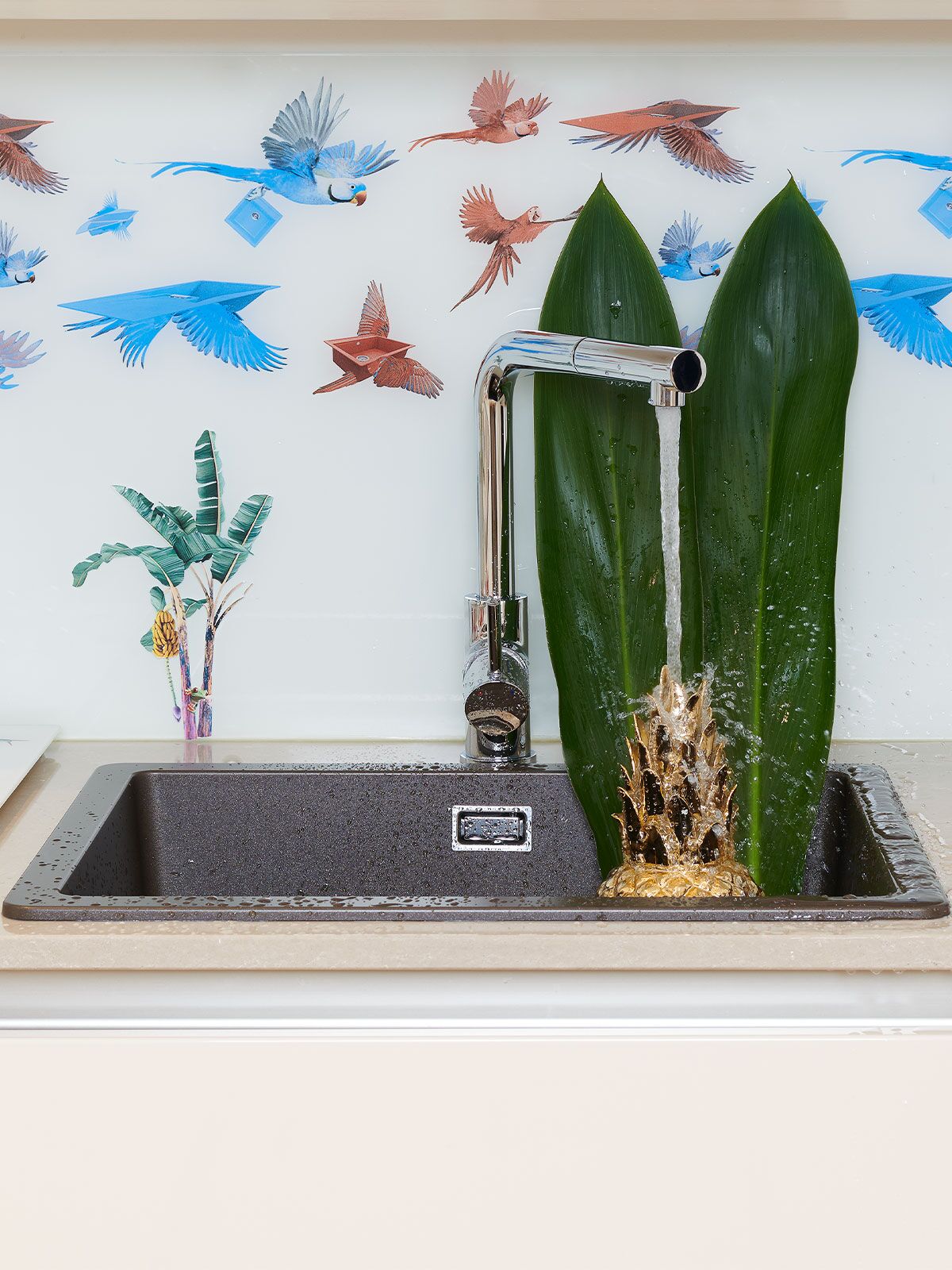 Single bowl sink 